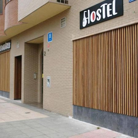 Hostel Trovadores บูร์โกส ภายนอก รูปภาพ