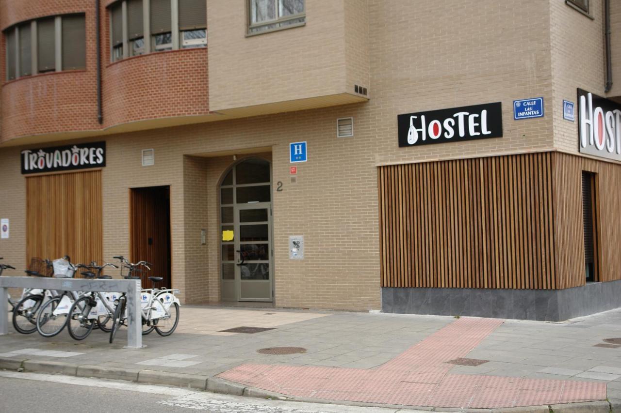 Hostel Trovadores บูร์โกส ภายนอก รูปภาพ
